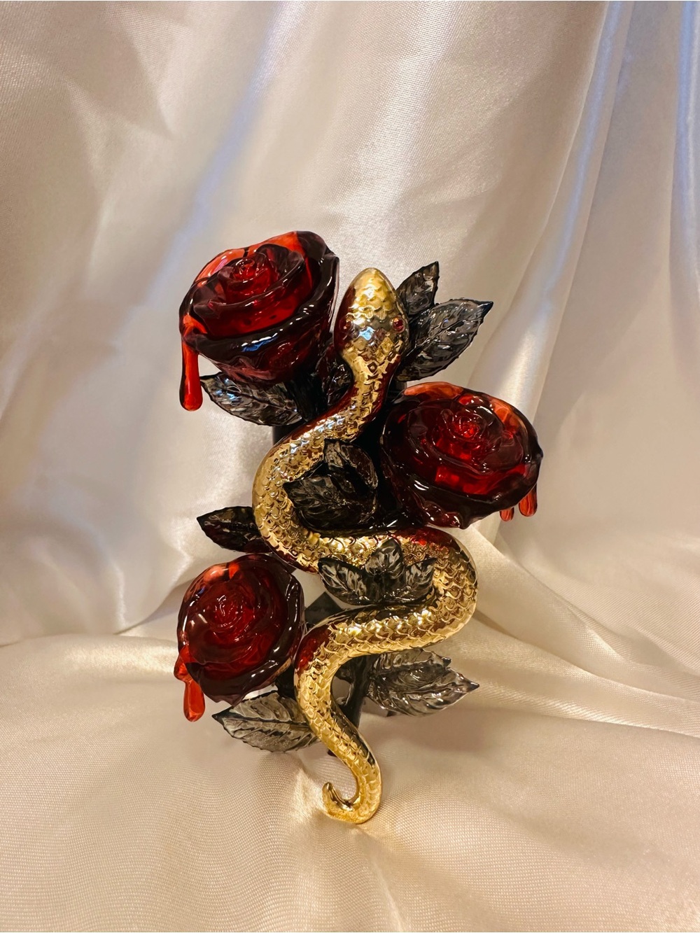 Bath & Body Works Gold Snake with Red Rose Glass Sculpture Fragrance Plug
